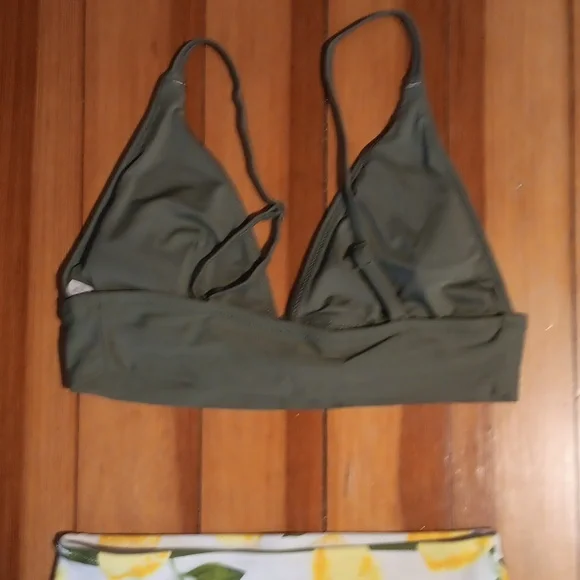 Aerie Lemon Bikini - Picture 5 of 9